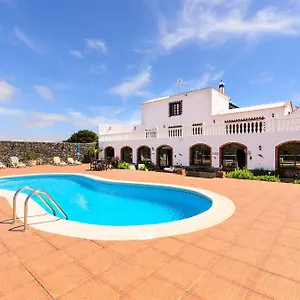 https://villa-clara-1.puertodelcarmen-hotels.org