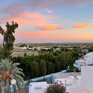 https://bungalow-con-vistas-al-mar-terraza-piscina-y-parking-gratuito.in-canary-islands.com